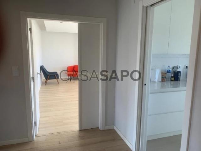 Apartamento alugar em Jardim da Amoreira, Odivelas