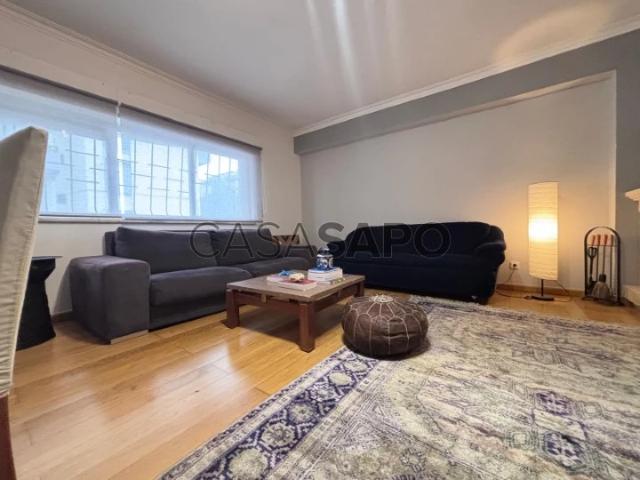 Apartamento alugar em Santo Amaro de Oeiras, Oeiras
