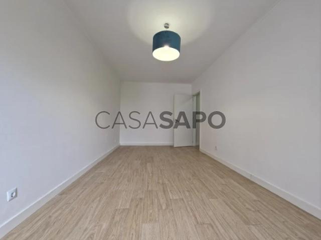 Apartamento alugar em Nova Carnaxide, Oeiras