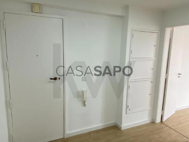 Apartamento alugar em Nova Oeiras, Oeiras