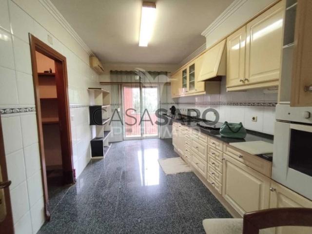 Apartamento alugar em Queluz de Baixo, Oeiras