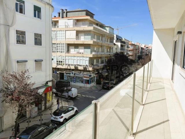 Apartamento alugar em Baixa de Algés, Oeiras