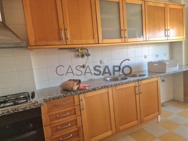 Apartamento alugar em Azeitão (São Lourenço e São Simão), Setúbal