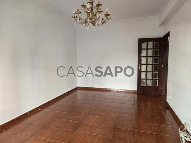 Apartamento alugar em Santos Nicolau, Setúbal