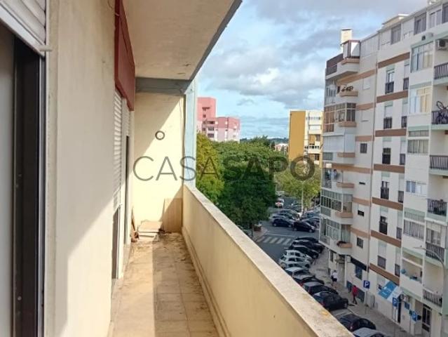 Apartamento alugar em Setúbal