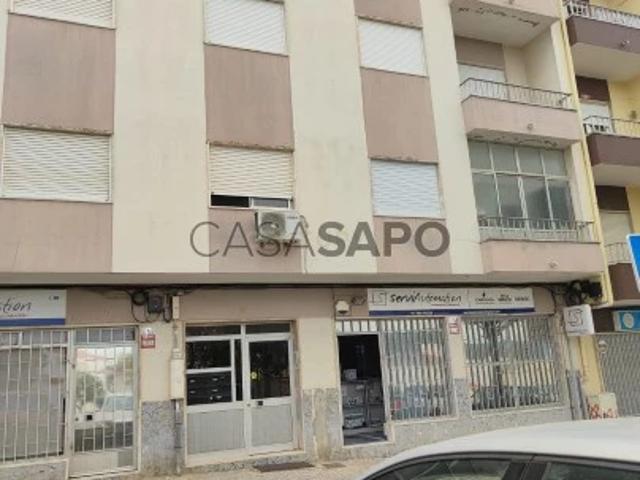 Apartamento alugar em Pinheirinhos, Setúbal