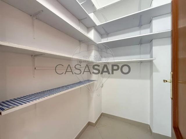 Apartamento alugar em Torres Vedras, Bairro de Santo António