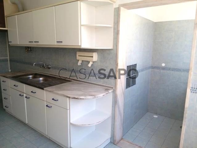 Apartamento alugar em Encosta do Sol, Amadora