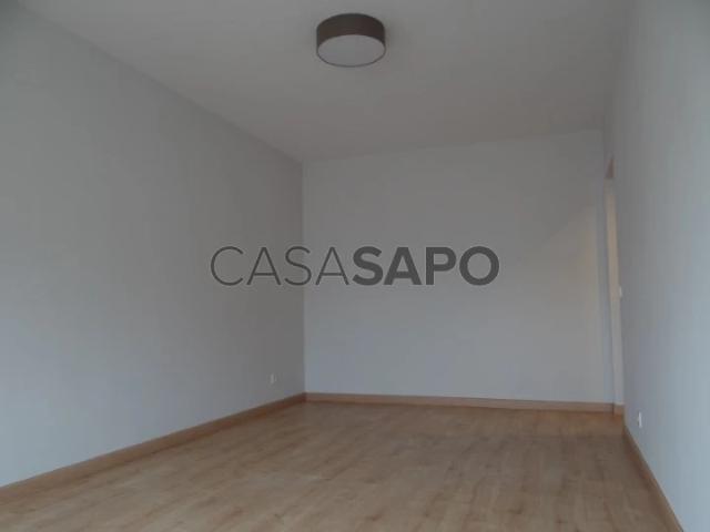 Apartamento alugar em Amadora, Lisboa