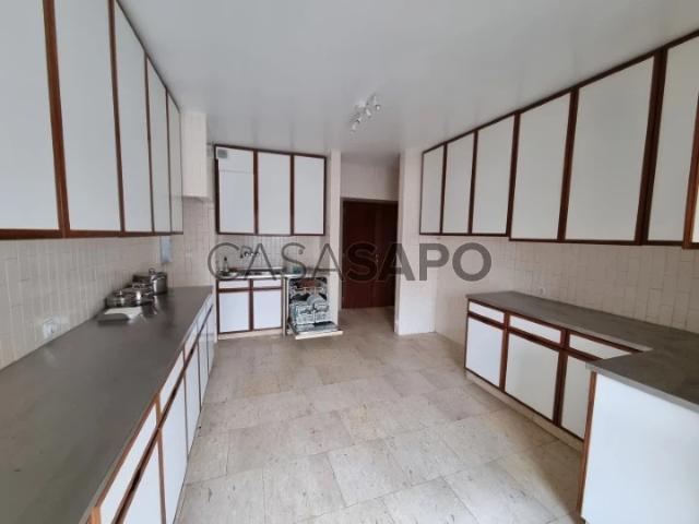 Apartamento alugar em Amadora, Lisboa