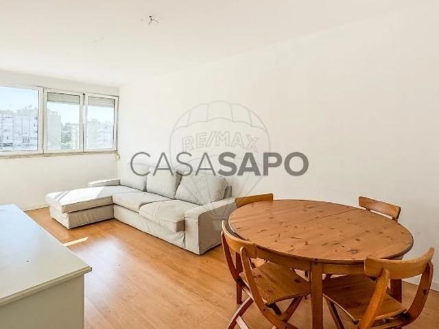 Apartamento alugar em Encosta do Sol, Amadora