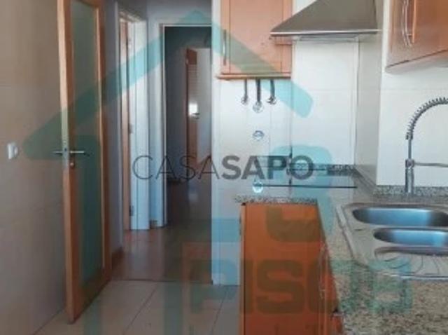Apartamento alugar em Encosta do Sol, Amadora