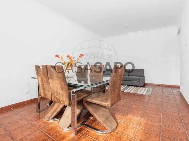 Apartamento alugar em Azambuja