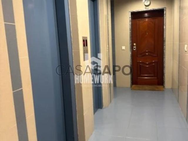 Apartamento alugar em Bairro Ferroviário, Barreiro e Lavradio