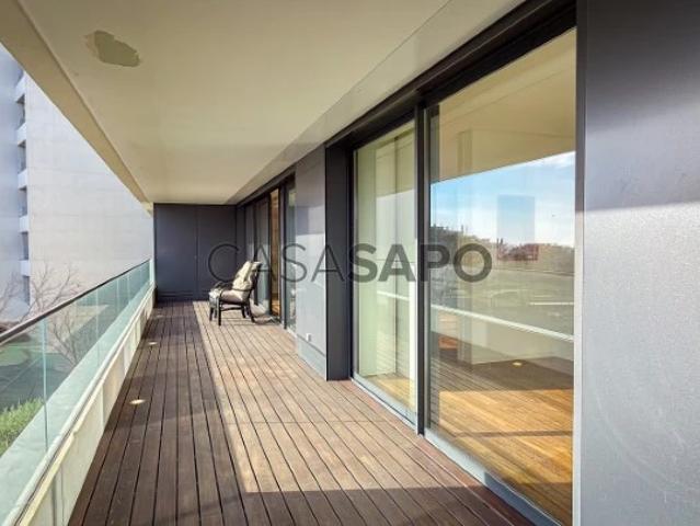 Apartamento alugar em Porto, Aldoar
