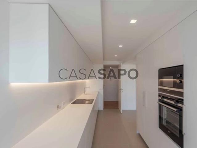 Apartamento alugar em Porto, Aldoar