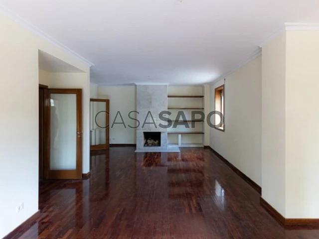 Apartamento alugar em Porto, Lordelo Do Ouro