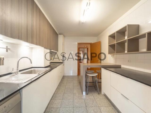 Apartamento alugar em Porto, Aldoar