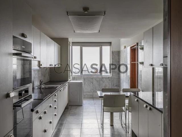 Apartamento alugar em Porto, Aldoar