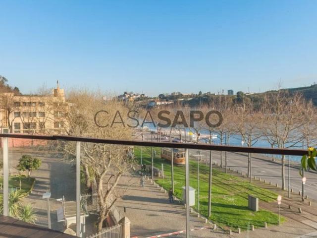 Apartamento alugar em Porto, Lordelo Do Ouro