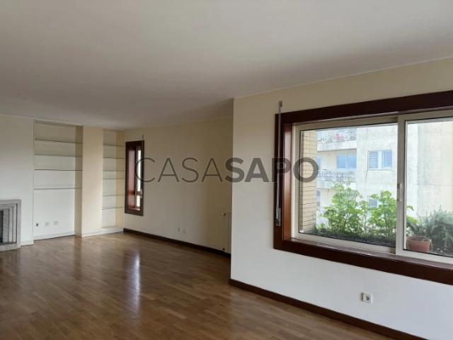Apartamento alugar em Porto, Aldoar