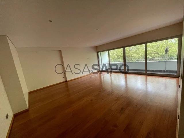 Apartamento alugar em Porto, Aldoar