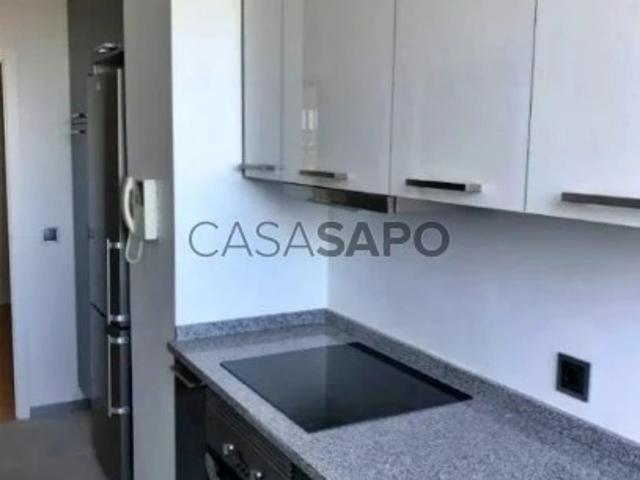Apartamento alugar em Porto, Lordelo Do Ouro