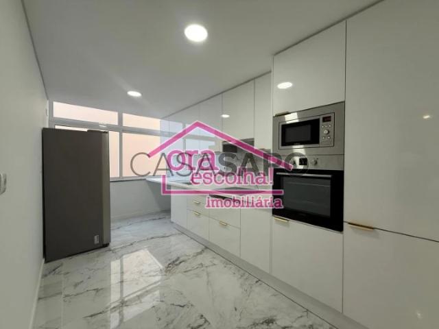 Apartamento alugar em Seixal, Amora