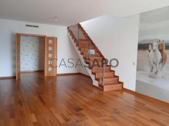 Apartamento alugar em Seixal, Setúbal