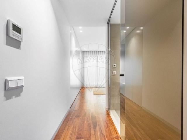 Apartamento alugar em Oliveira, São Paio e São Sebastião, Guimarães