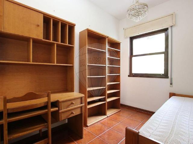 Apartamento alugar em Oliveira, São Paio e São Sebastião, Guimarães