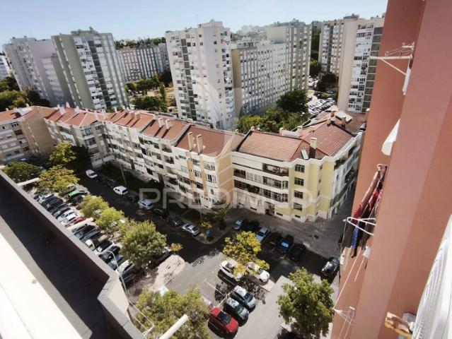 Apartamento alugar em Encosta do Sol, Amadora