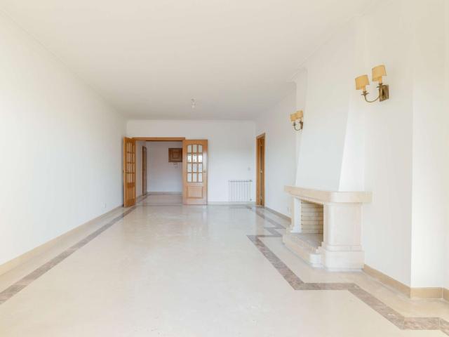 Apartamento alugar em Bairro do Rosário, Cascais