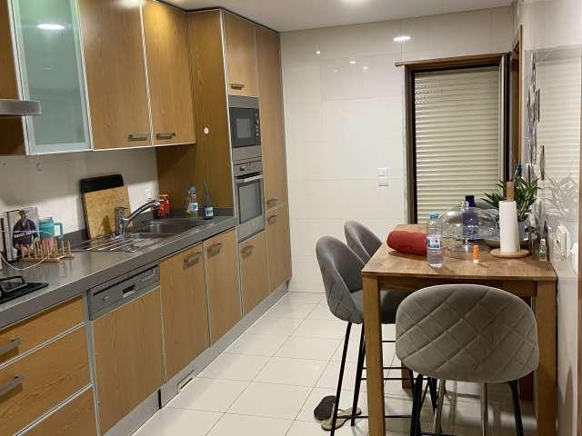 Apartamento alugar em Carnaxide e Queijas, Oeiras