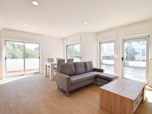 Apartamento alugar em Santo António do Estoril, Cascais