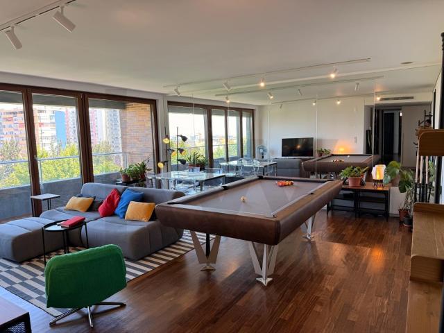 Apartamento alugar em Jardins do Cristo Rei, Santiago Dos Velhos