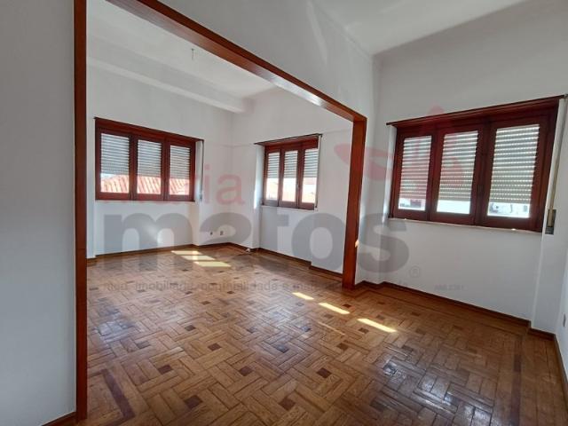 Apartamento alugar em Lourinhã, Lisboa