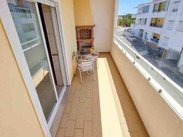 Apartamento alugar em Mexilhoeira da Carregação, Parchal