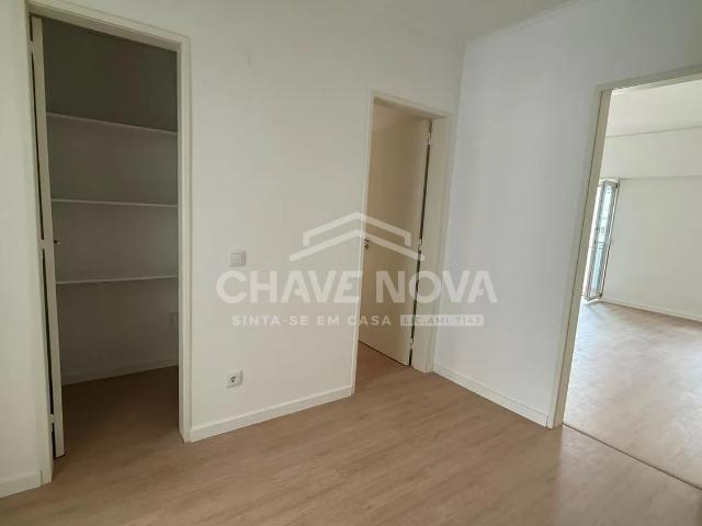 Apartamento alugar em Nova Oeiras, Oeiras