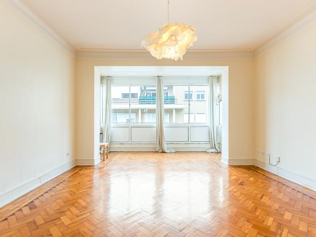 Apartamento alugar em Bairro de São Miguel, Lisboa