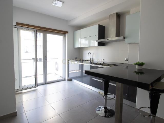 Apartamento alugar em Parceiros e Azoia, Leiria