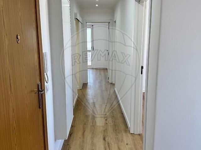 Apartamento alugar em Damaia de Baixo, Amadora