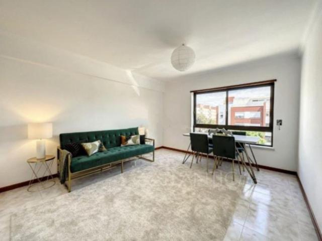 Apartamento alugar em Zambujal, Amadora