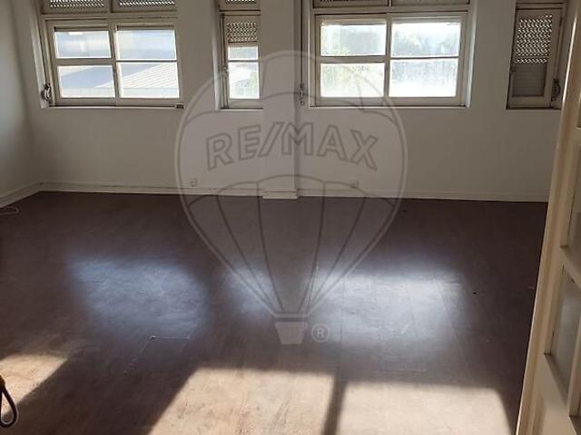 Apartamento alugar em Barreiro, Barreiro e Lavradio