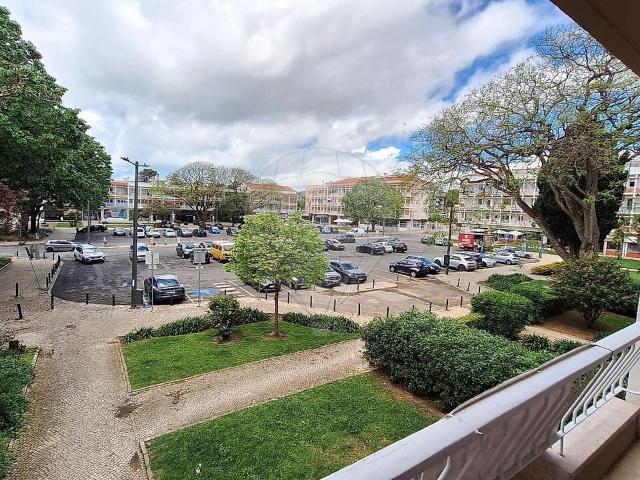Apartamento alugar em Junqueiro, Cascais