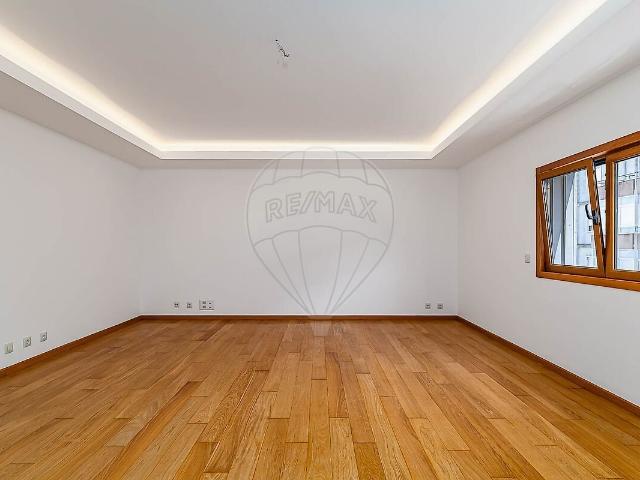 Apartamento alugar em Urbanização das Urmeiras, Loures
