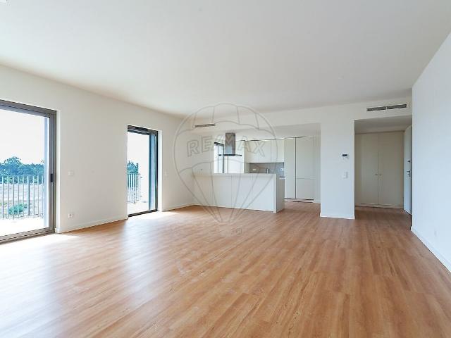 Apartamento alugar em Alta de Lisboa, Lisboa