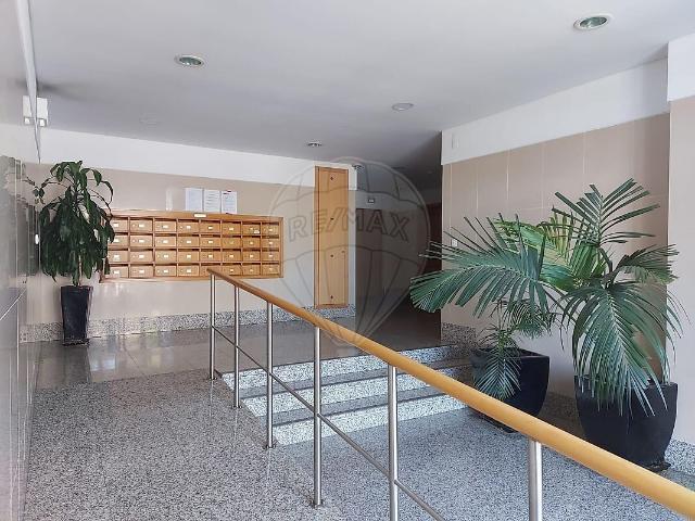 Apartamento alugar em Alta de Lisboa, Lisboa