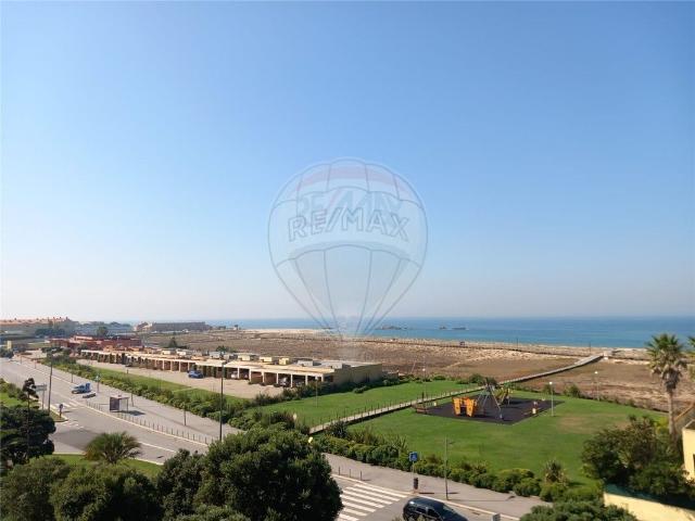 Apartamento alugar em Agudela, Santa Cruz Do Bispo