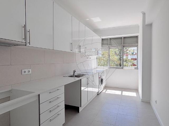 Apartamento alugar em Amorosa, Odivelas